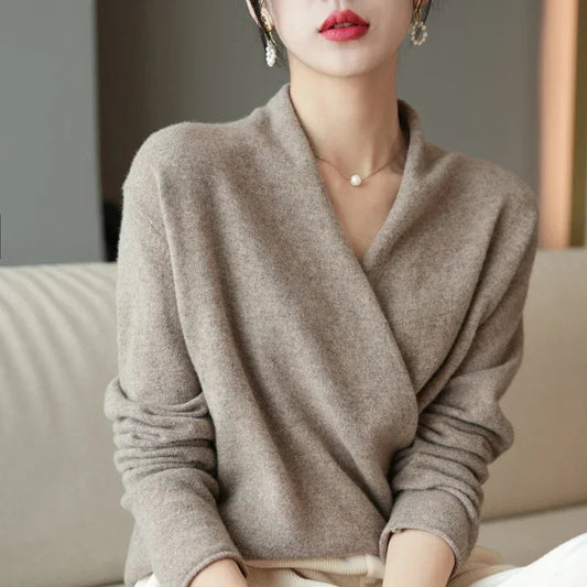 Darian | Men’s Premium Wool V-Neck Sweater